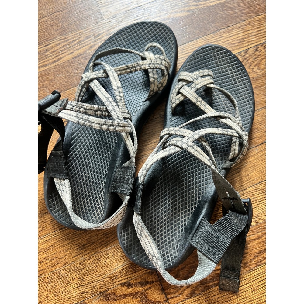 Chaco Z Cloud 2 Womens Sandals Size 7 Grey Black Strappy Toe Loop Sport Hiking